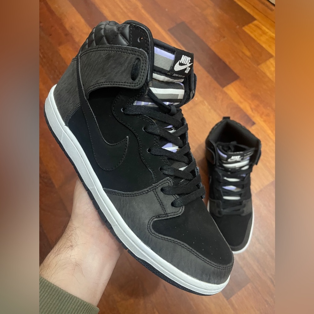 Nike RARE SB Dunk High Civilist Berlin